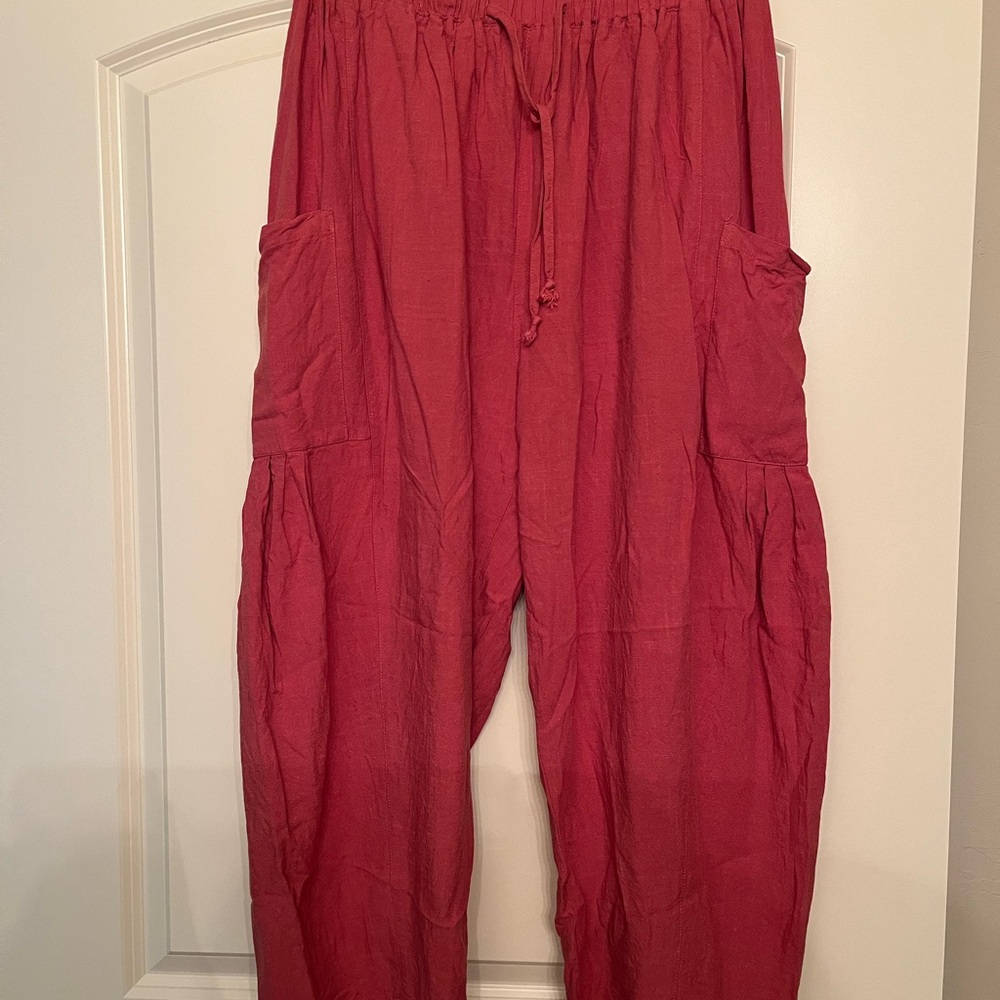 Women's Wide Leg Pants - Red